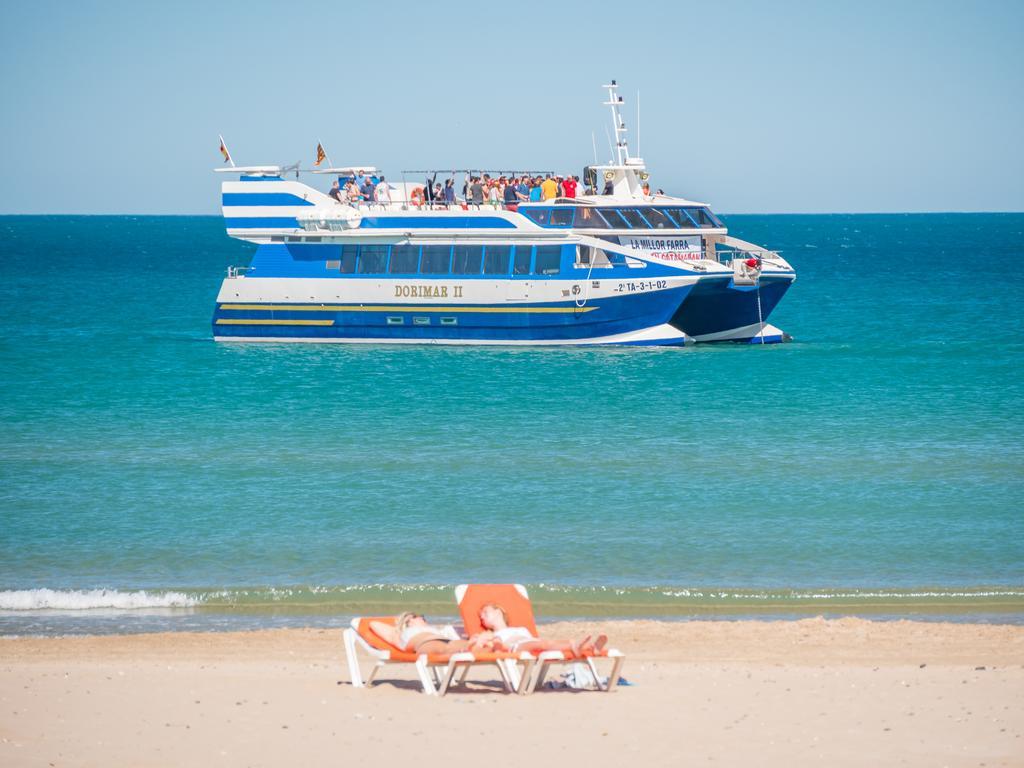 لا بينيذا Golden Donaire Beach المظهر الخارجي الصورة